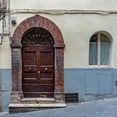 Pearl N°5 Lägenhet Siena Exteriör bild